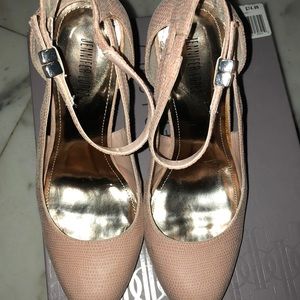 Jennifer Lopez heels